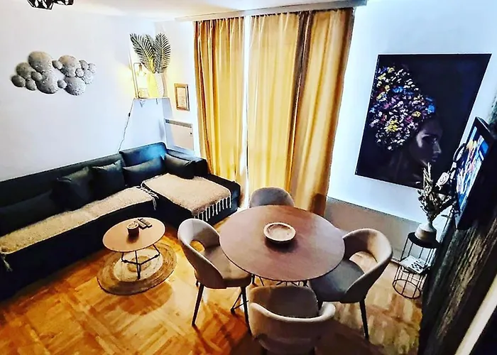 Lägenhet Kraljevi Cardaci